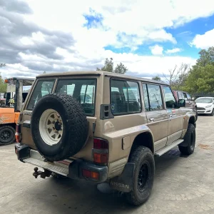Nissan Patrol 1996 Gold Man Diesel