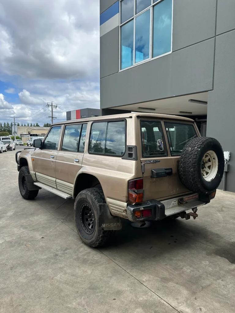 Nissan Patrol 1996 Gold Man Diesel
