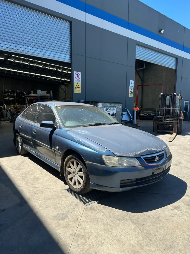 Holden Commodore 2002 Blue Auto Petrol