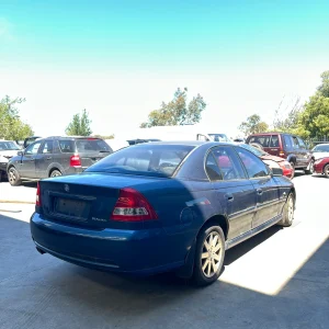 Holden Commodore 2002 Blue Auto Petrol