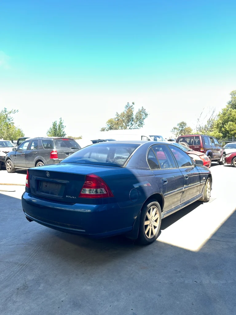 Holden Commodore 2002 Blue Auto Petrol