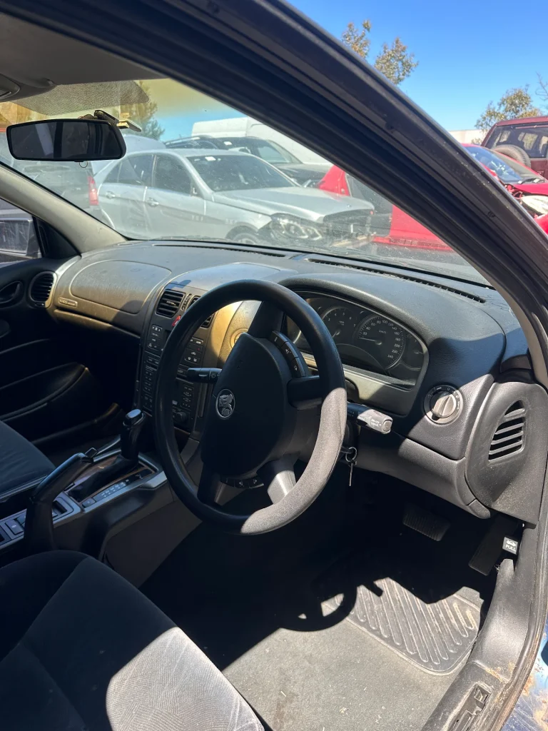Holden Commodore 2002 Blue Auto Petrol