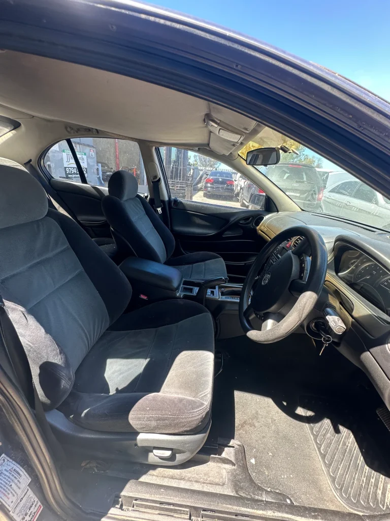 Holden Commodore 2002 Blue Auto Petrol