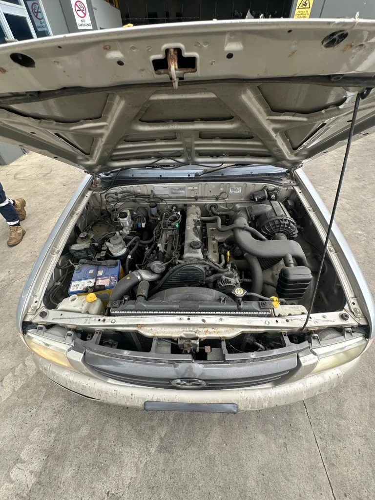 Mazda B2500 2006 Silver Man Diesel