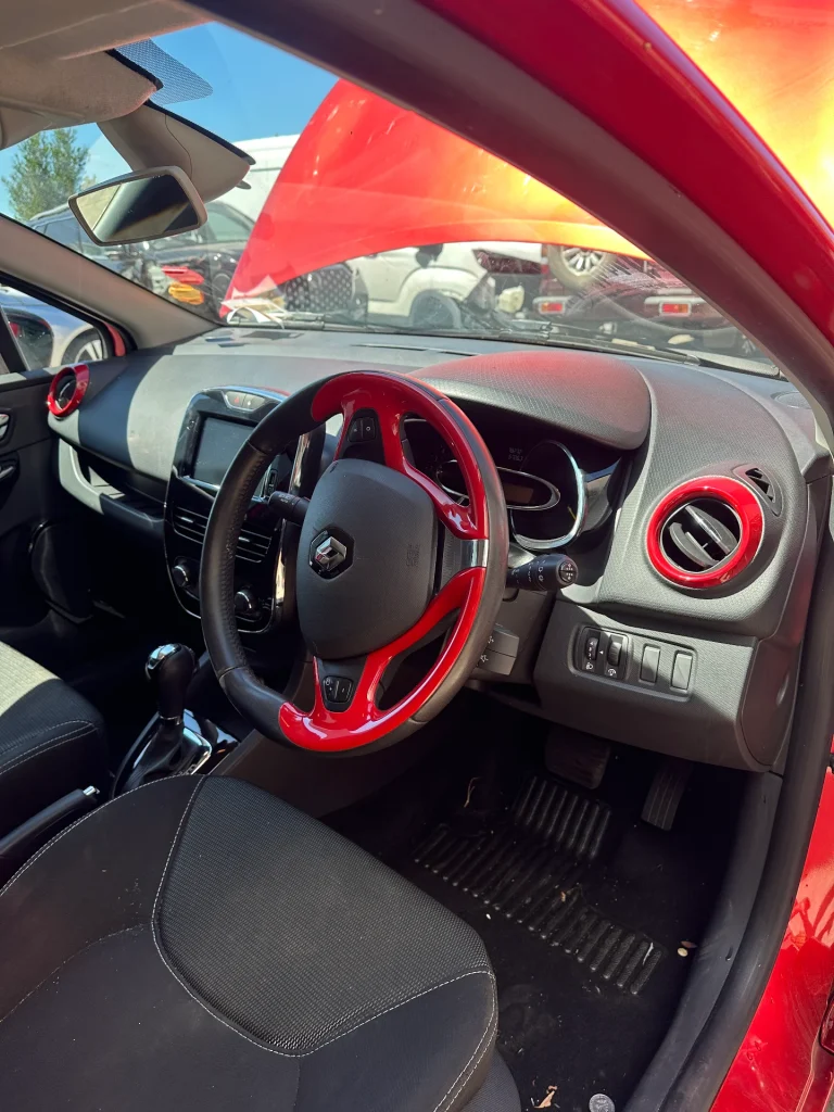Renault Clio 2013 Red Auto Petrol