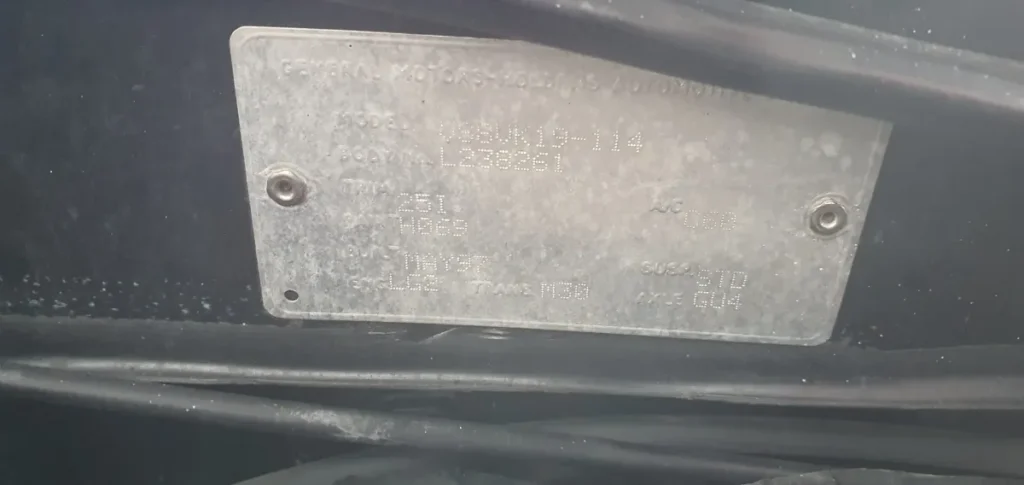 Car Wrecking - Holden Commodore 1997 Silver Auto Petrol