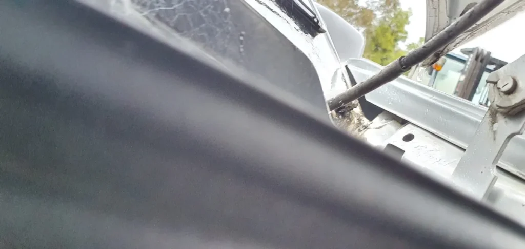 Car Wrecking - Holden Commodore 1997 Silver Auto Petrol