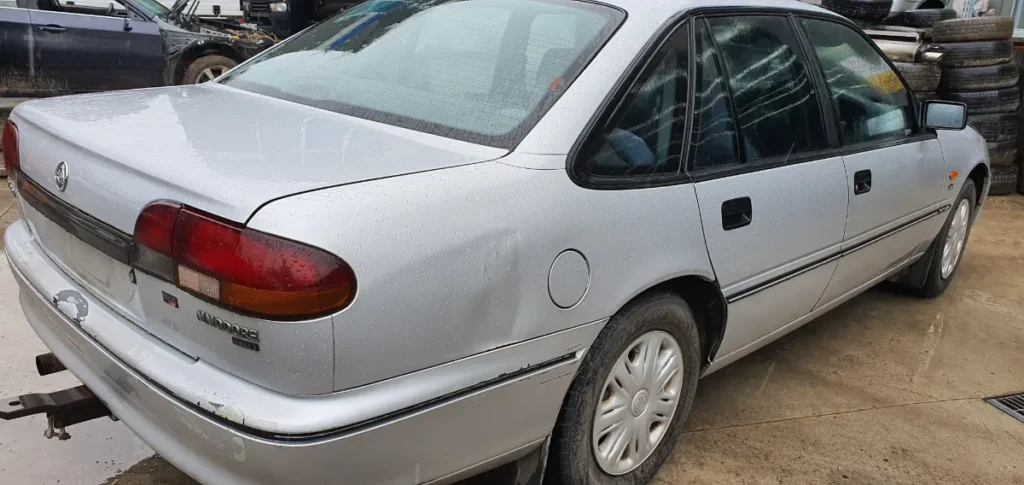 Car Wrecking - Holden Commodore 1997 Silver Auto Petrol