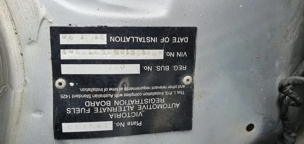 Car Wrecking - Holden Commodore 1997 Silver Auto Petrol