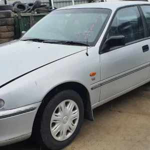 Car Wrecking - Holden Commodore 1997 Silver Auto Petrol