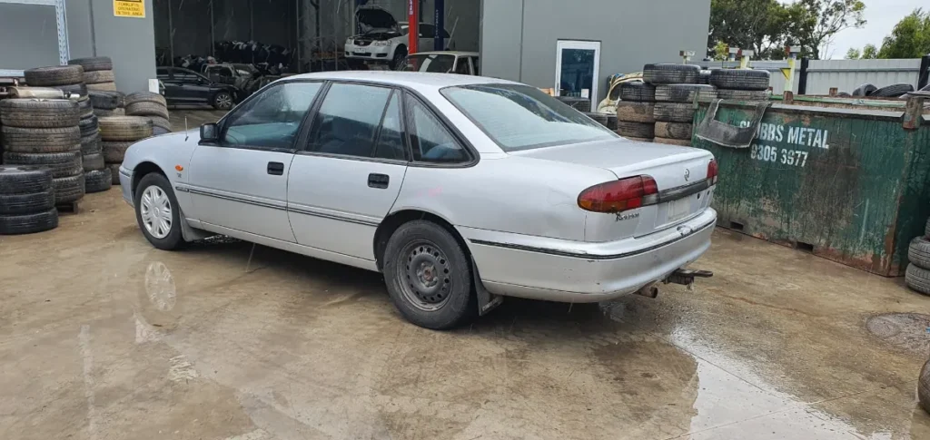 Car Wrecking - Holden Commodore 1997 Silver Auto Petrol