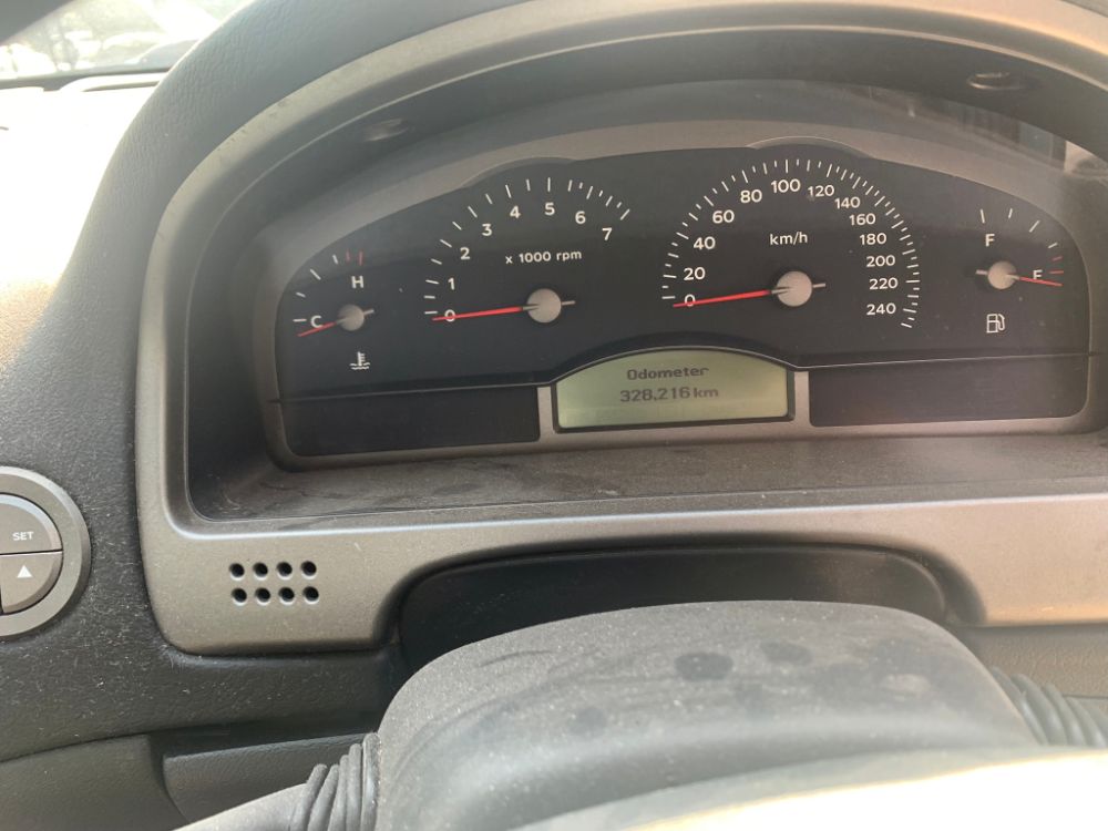 Car Wreckers - Holden Commodore 2006