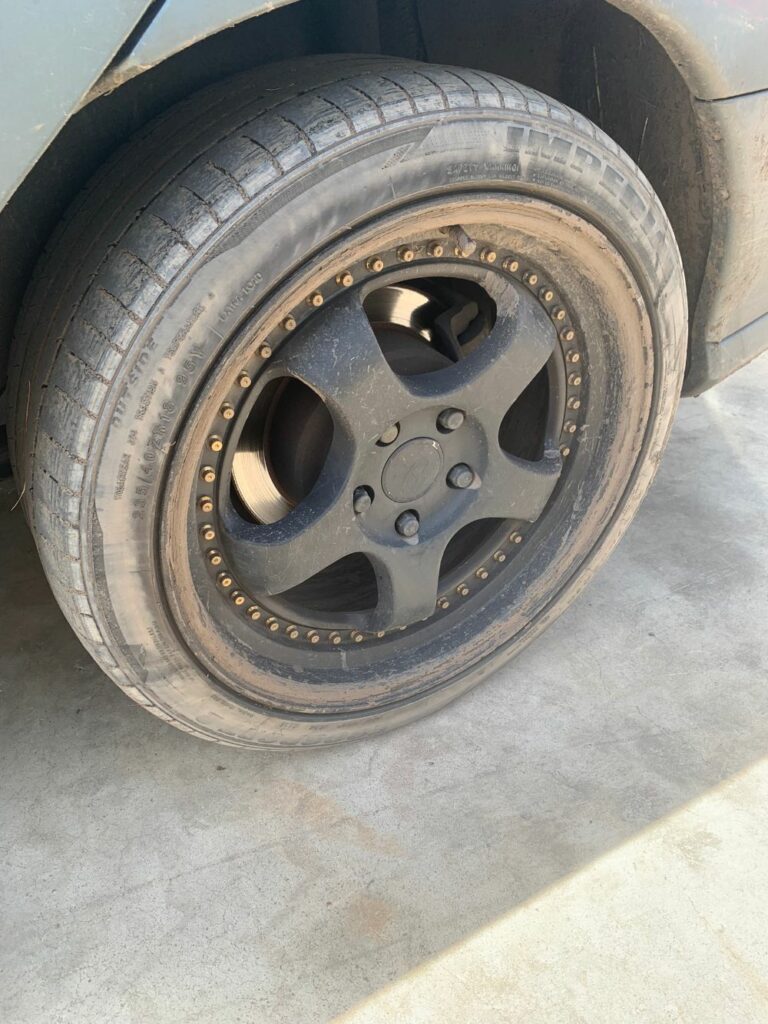 Car Wreckers - Holden Commodore 2006