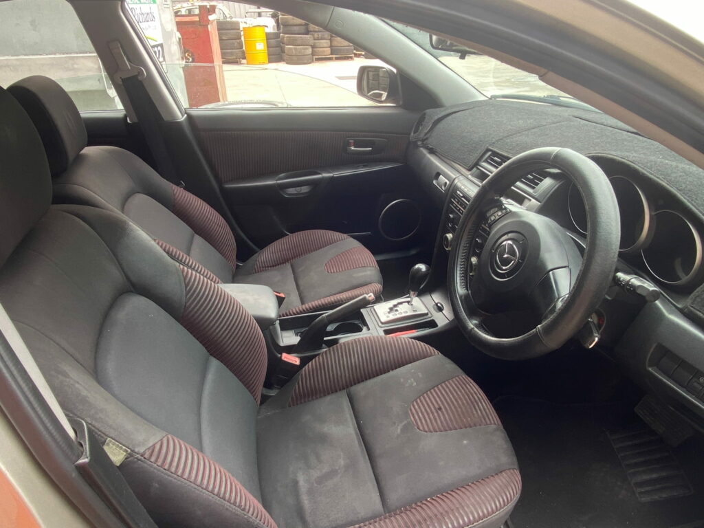 Car Wreckers - Mazda 3 2004