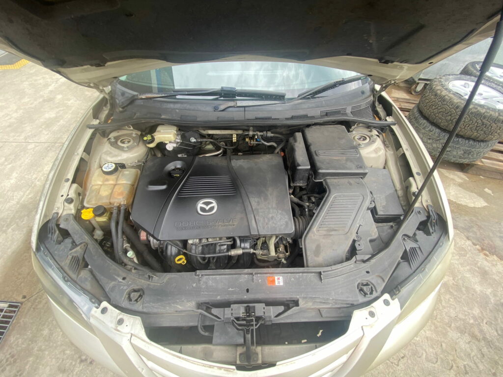 Car Wreckers - Mazda 3 2004