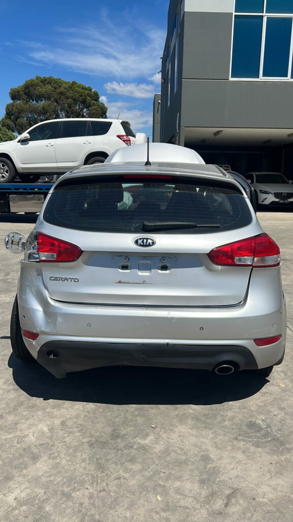 Car Wreckers - Kia Cerato 2016