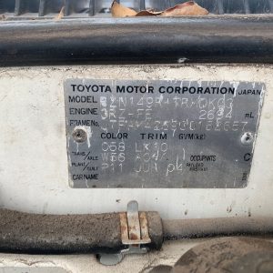 Car Wreckers - Toyota Hilux 2004