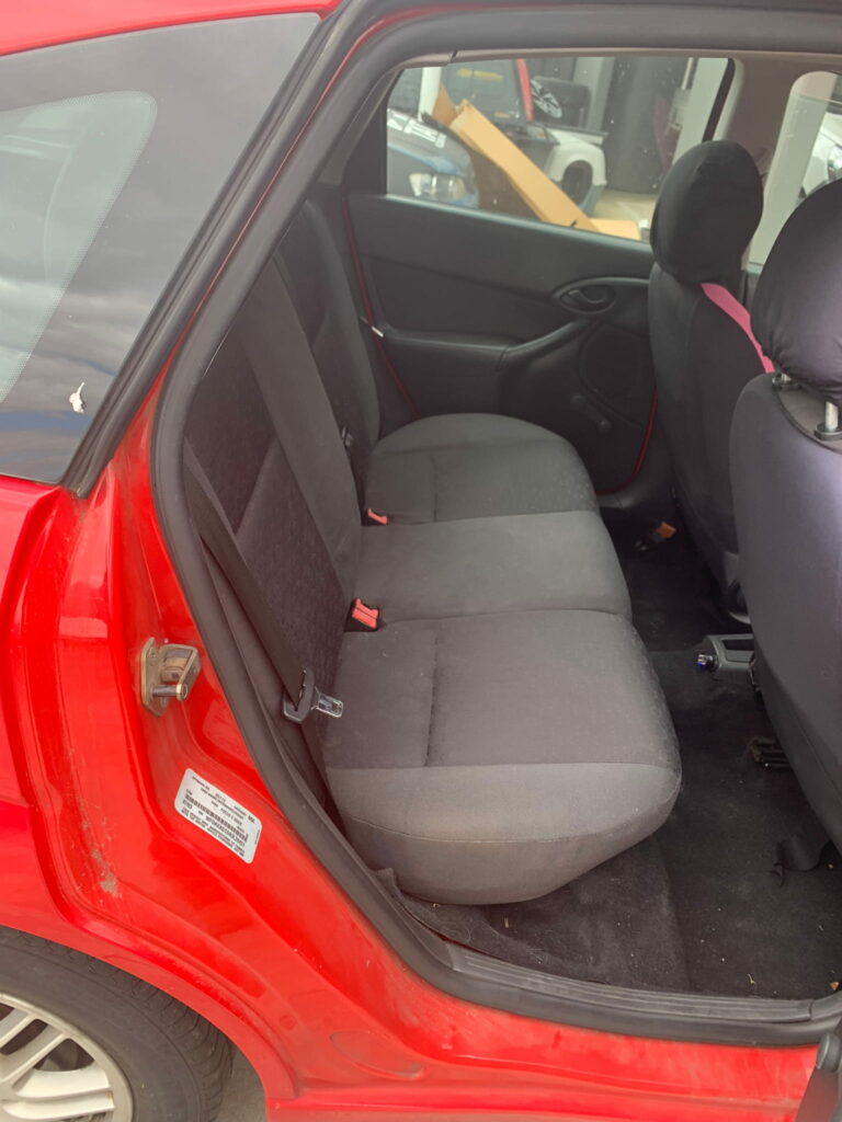 Car Wreckers - Ford Focus 2003