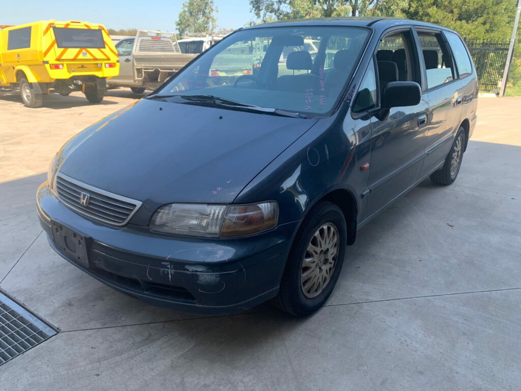 Car Wreckers - Honda Odyssey 1997