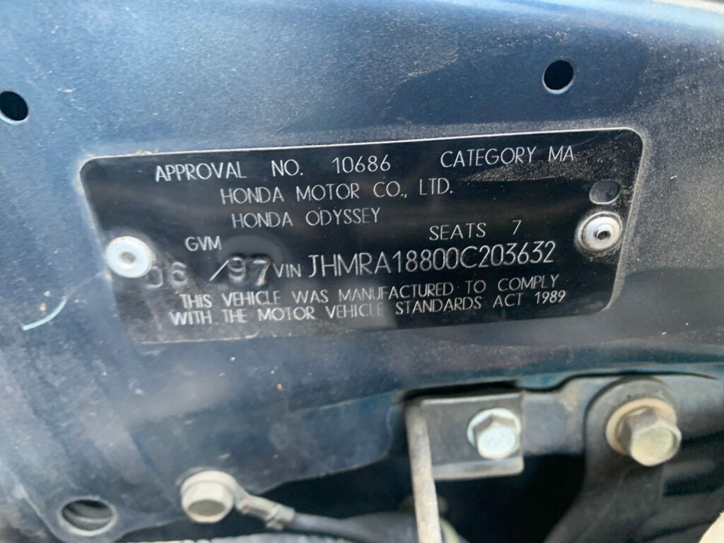 Car Wreckers - Honda Odyssey 1997