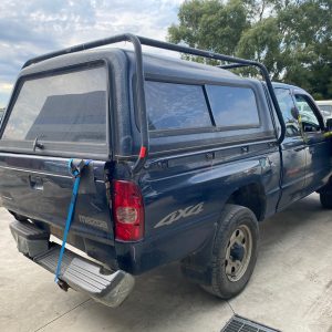 Car Wreckers - Mazda Bravo 2004