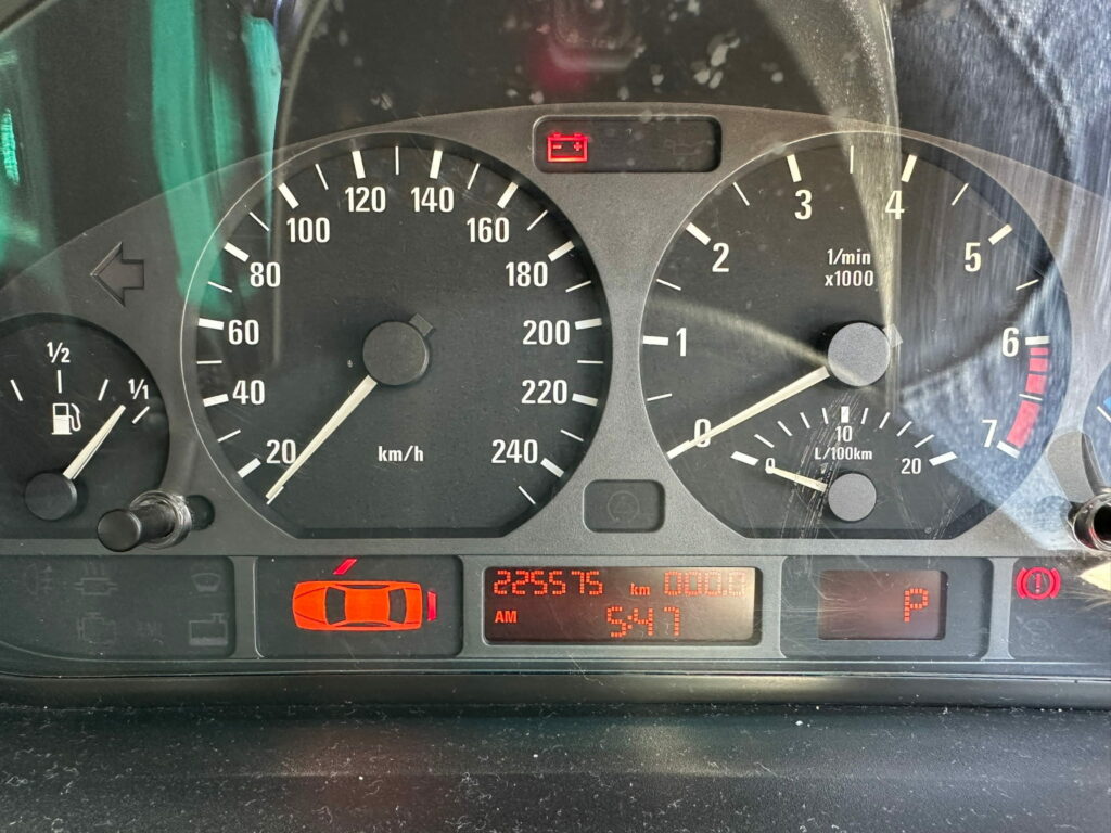 Car Wreckers - BMW 318I 2000