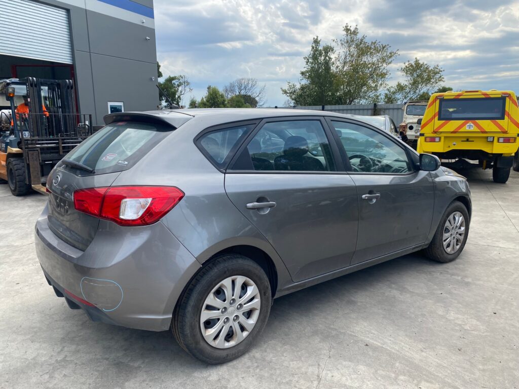 Car Wreckers - Kia Cerato 2012