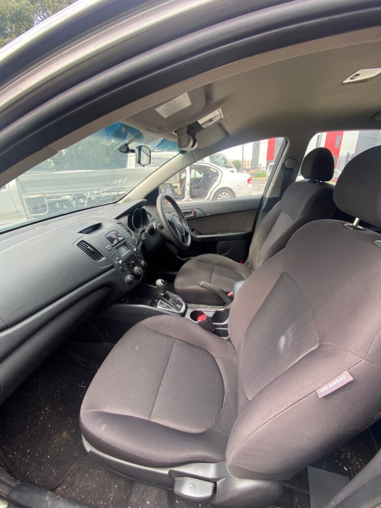 Car Wreckers - Kia Cerato 2012