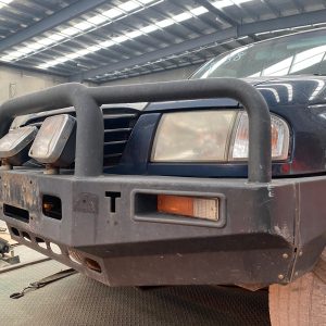 Car Wreckers - Mazda Bravo 2004