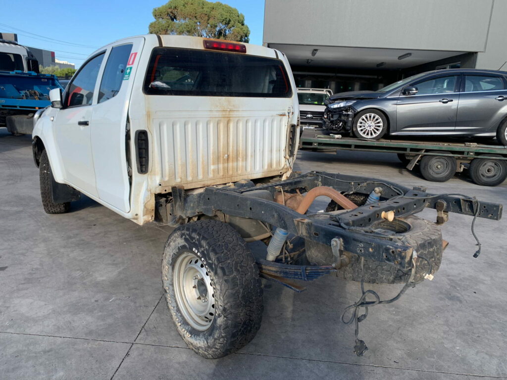 Car Wreckers - Isuzu D-Max 2017