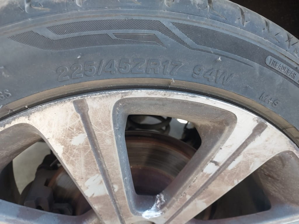 Car Wreckers - Peugeot 308 2011