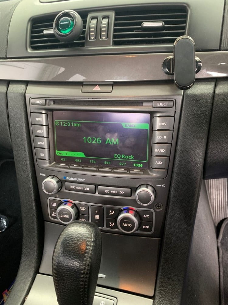 Car Wreckers - Holden Calais 2006