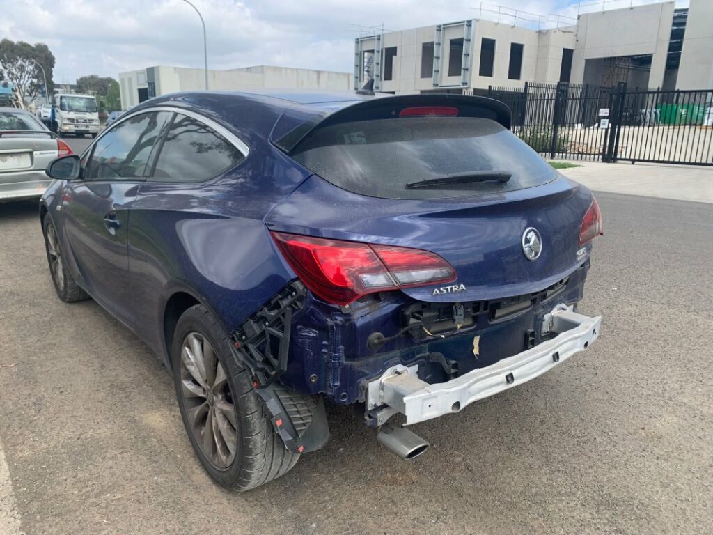 Car Wreckers - Holden Astra 2015 Blue Auto Petrol