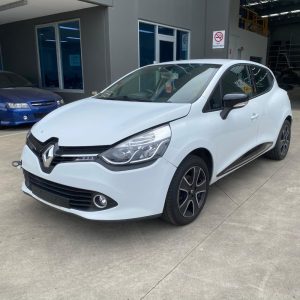 Car Wreckers - Renault Clio 2015 White Auto Petrol