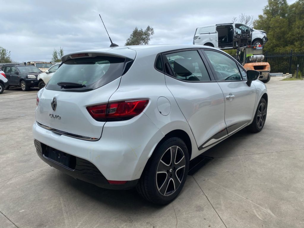 Car Wreckers - Renault Clio 2015 White Auto Petrol