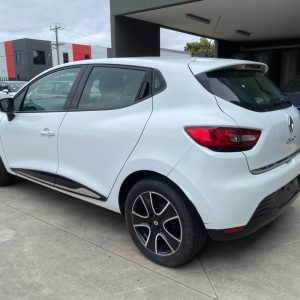Car Wreckers - Renault Clio 2015 White Auto Petrol