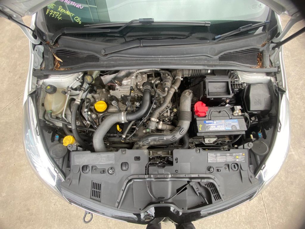 Car Wreckers - Renault Clio 2015 White Auto Petrol