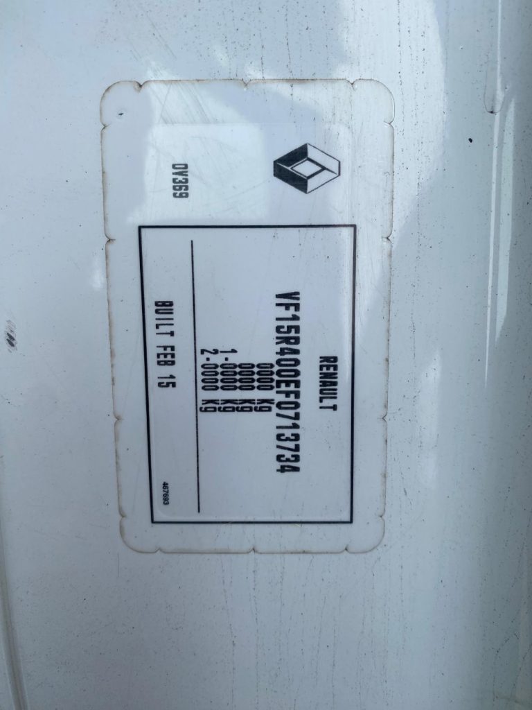Car Wreckers - Renault Clio 2015 White Auto Petrol