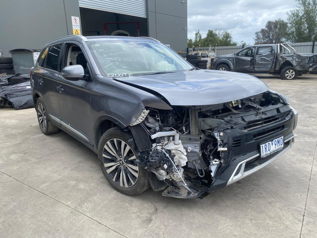 Car Wreckers - Mitsubishi Outlander 2019 Grey Auto Petrol