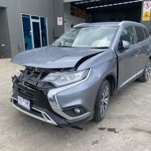 Car Wreckers - Mitsubishi Outlander 2019 Grey Auto Petrol