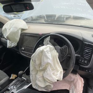 Car Wreckers - Mitsubishi Outlander 2019 Grey Auto Petrol