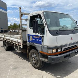 Car Wreckers - Mitsubishi Canter 1999 White Auto Diesel