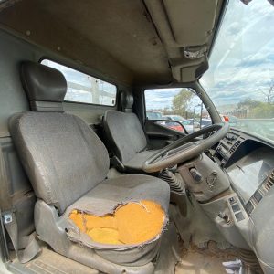 Car Wreckers - Mitsubishi Canter 1999 White Auto Diesel