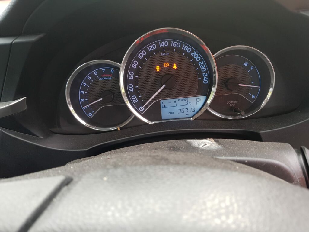 Car Wrecking Toyota Corolla 2016 8