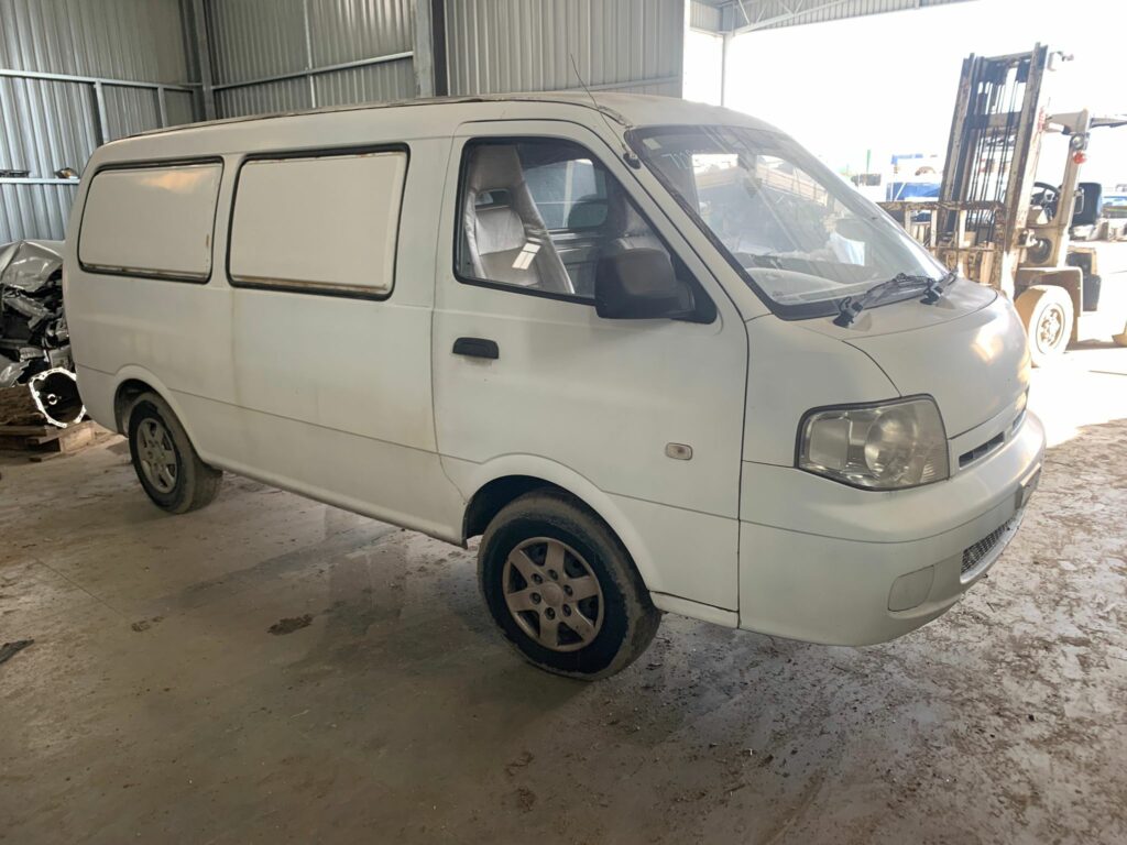 Car Wrecking Kia Pregio 2005 4