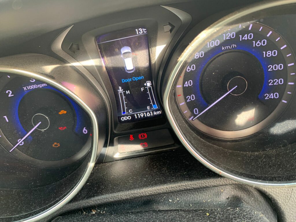 Car Wrecking Hyundai I30 2012 2