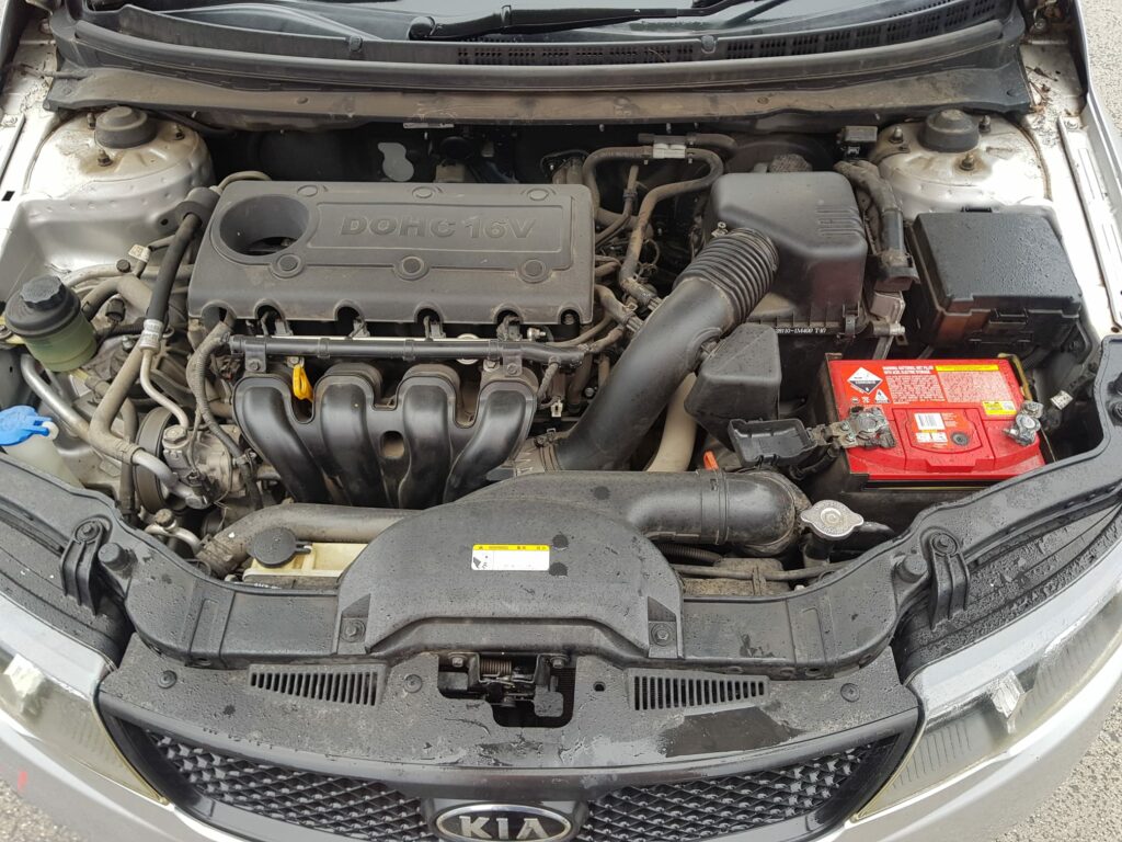 Car Wrecking Kia Cerato 2009 11