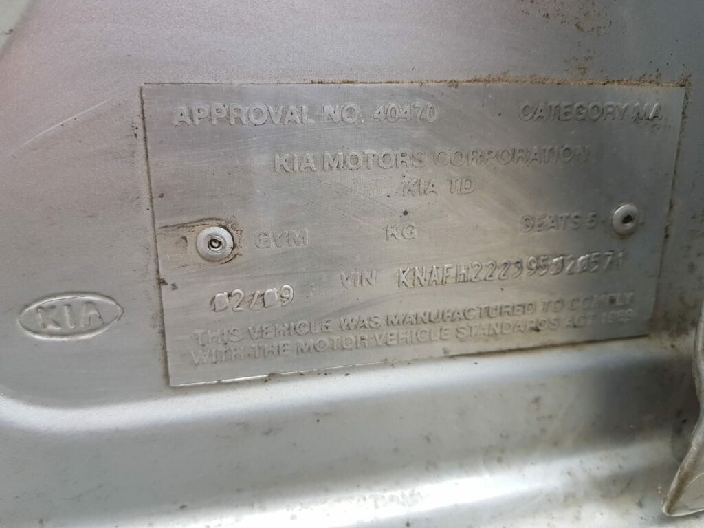 Car Wrecking Kia Cerato 2009 9