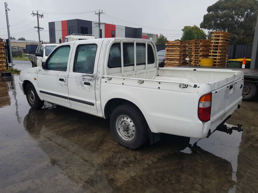 Car Wrecking Ford Courier 2002 8