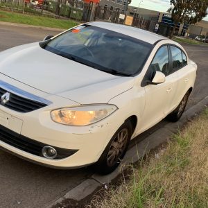 Car Wrecking Renault Fluence 2012 5